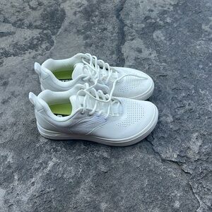 Strike MVMNT Transit